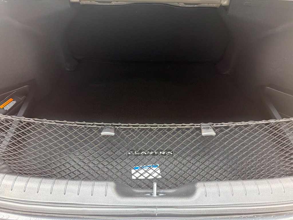 New 2026 Hyundai Elantra SE FWD image 9