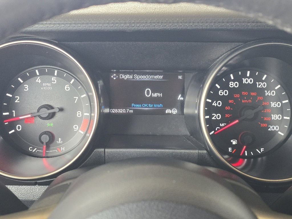 Used 2016 Ford Mustang Shelby GT350 w/ Technology Package image 6