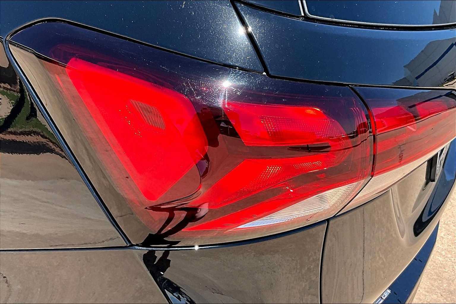 Used 2023 Chevrolet Equinox LT FWD image 29