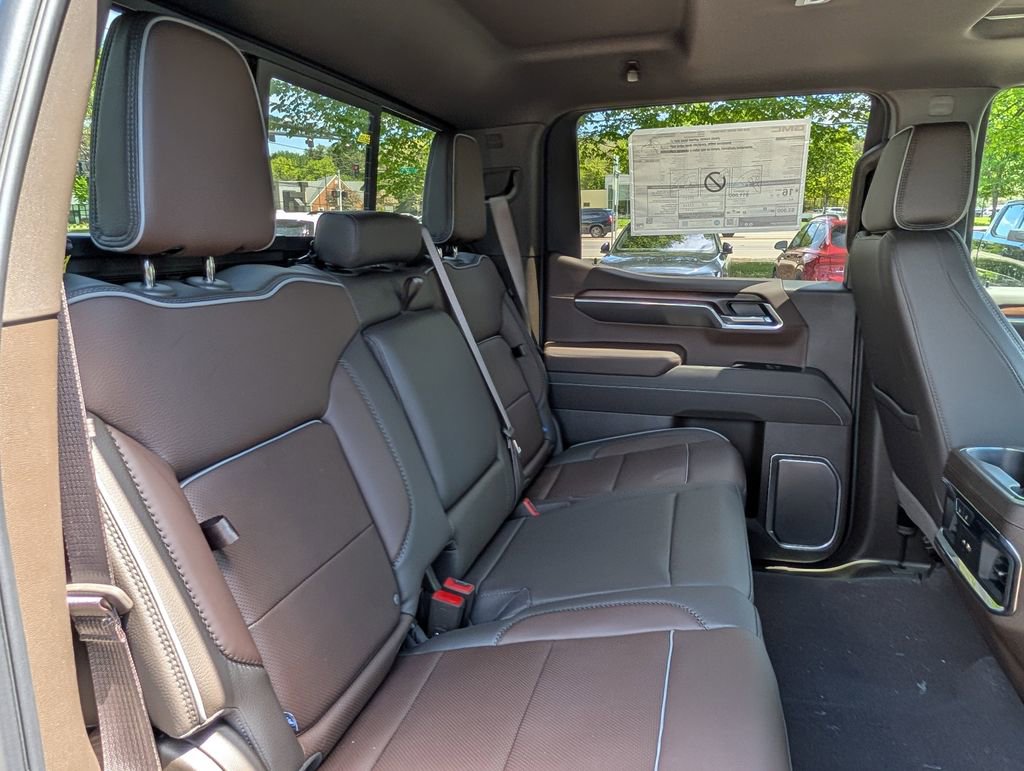 New 2026 GMC Sierra 1500 Denali w/ Denali Reserve Package AWD/4WD image 30