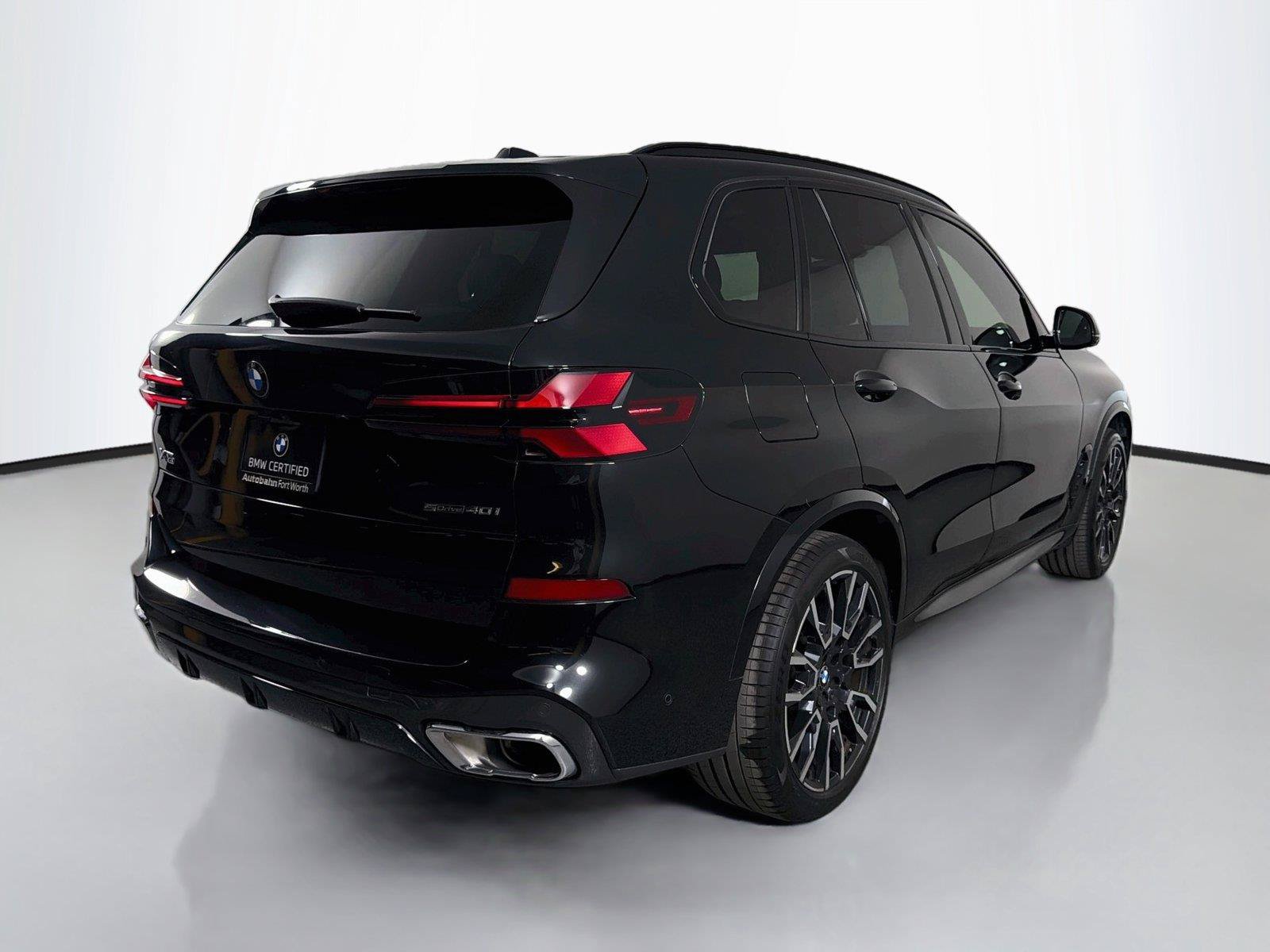 Used 2024 BMW X5 sDrive40i w/ M Sport Package RWD image 5