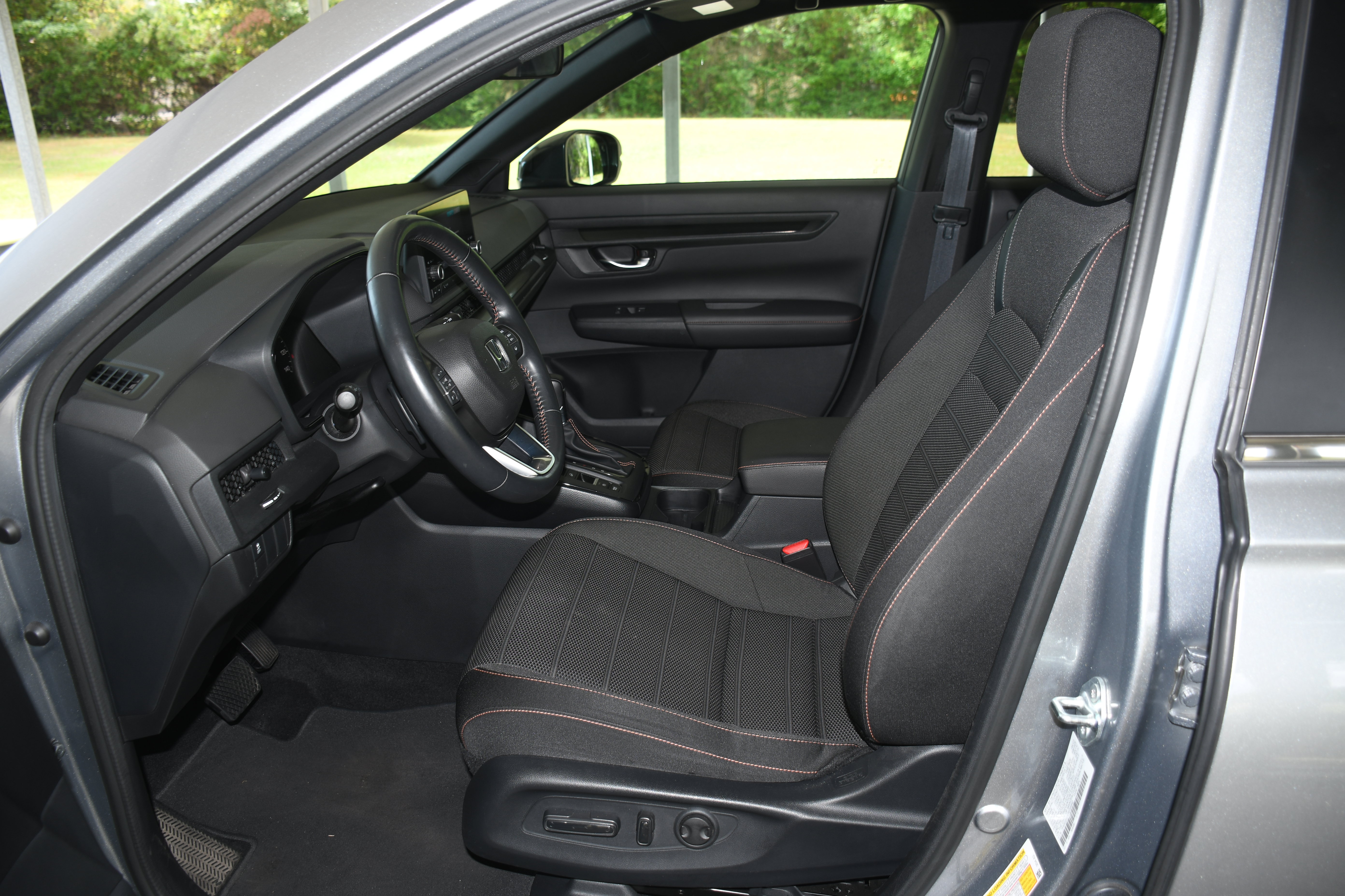 Used 2024 Honda CR-V Sport image 8