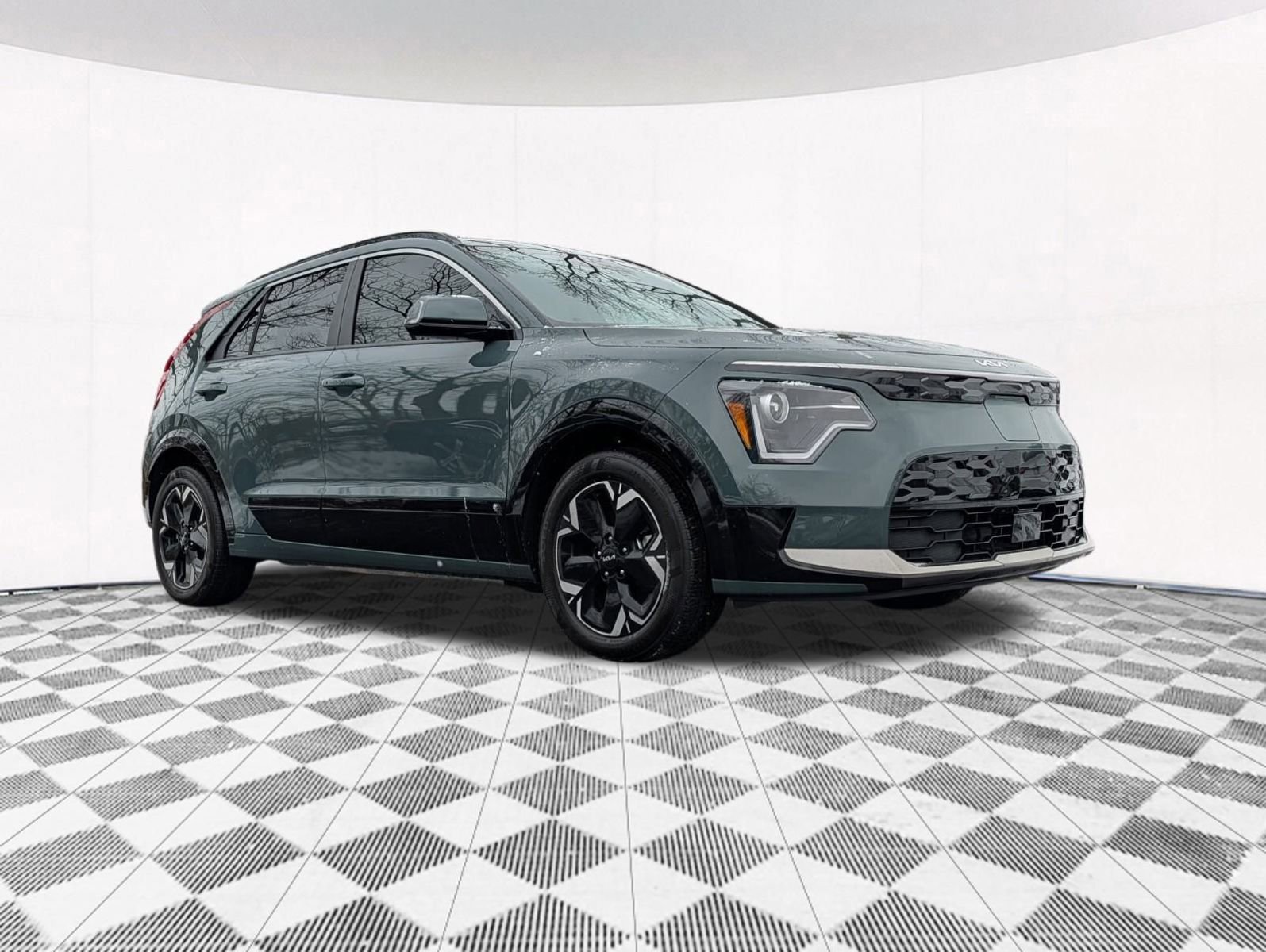 Used 2023 Kia Niro Wind FWD image 16