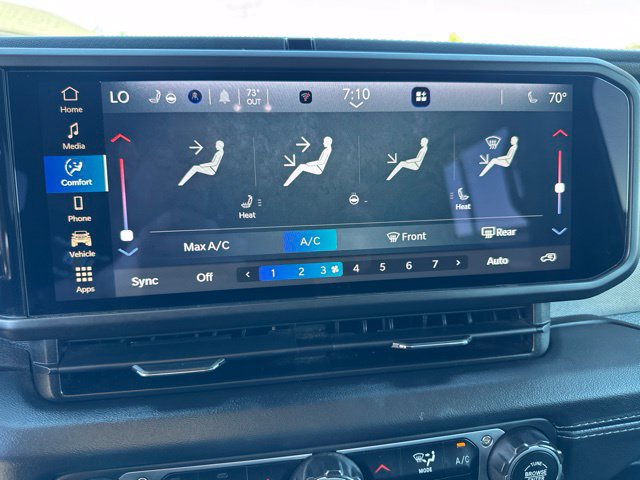 Used 2024 Jeep Wrangler Unlimited Sahara AWD/4WD image 26