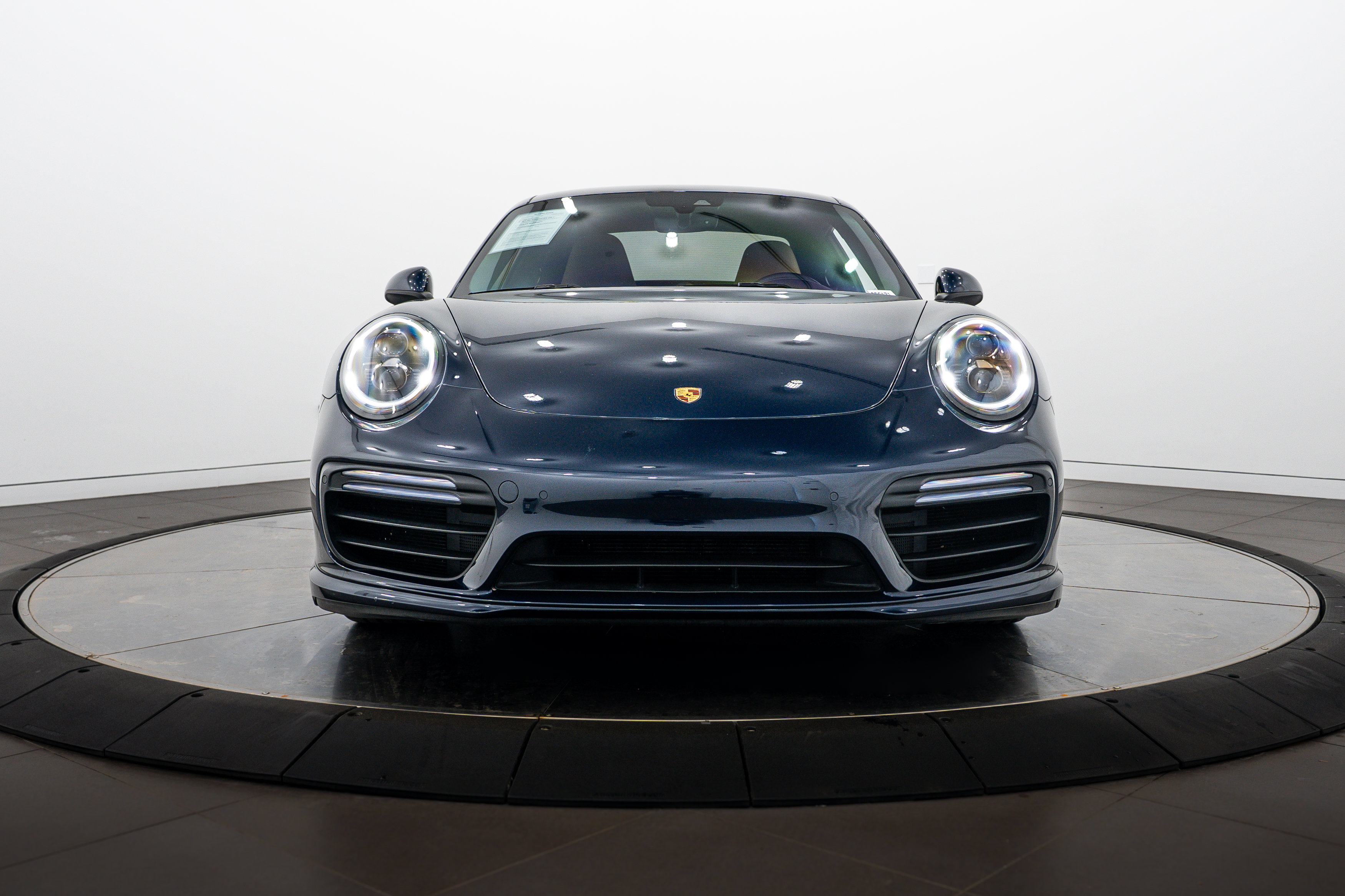 Certified 2019 Porsche 911 Turbo S AWD/4WD image 10