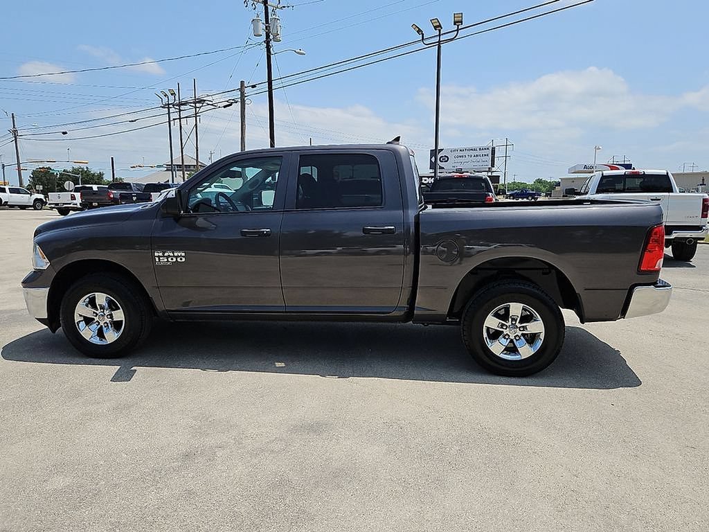 Used 2023 RAM 1500 Classic SLT w/ Trailer & Traction Group AWD/4WD image 3