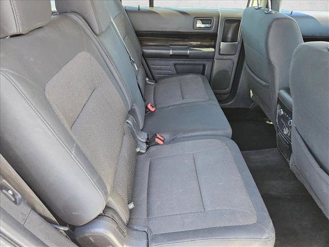 Used 2016 Ford Flex SEL image 18