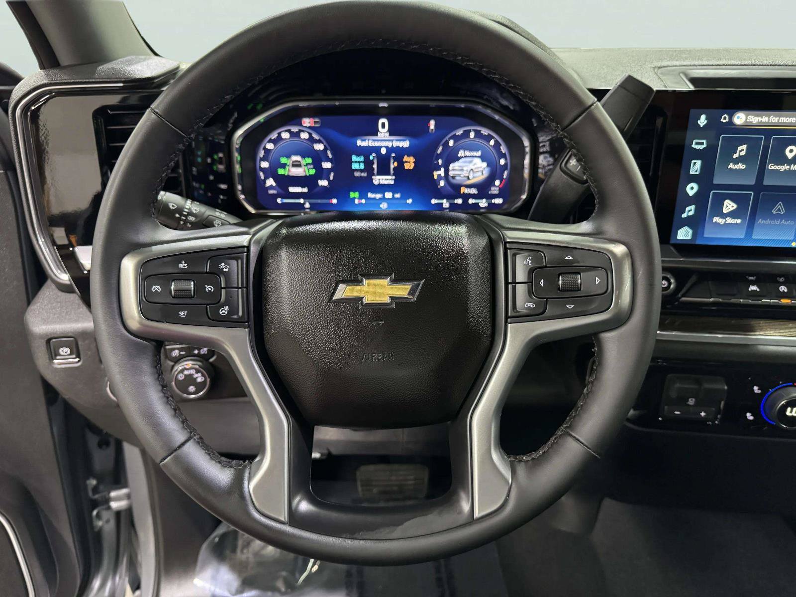 Used 2026 Chevrolet Silverado 1500 LT RWD image 30