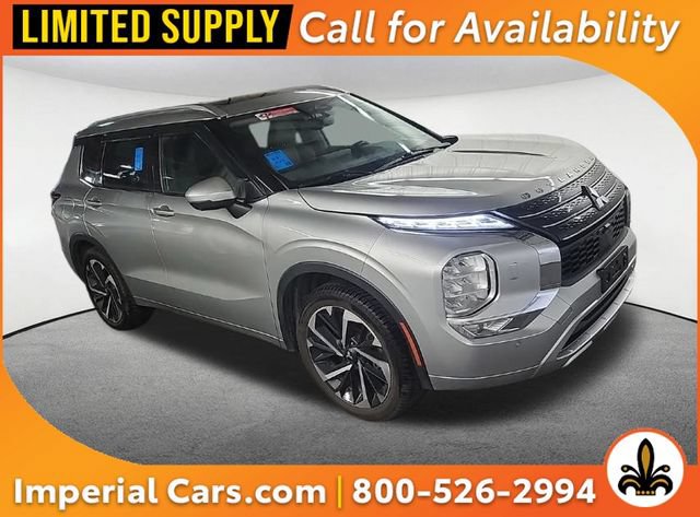 Used 2024 Mitsubishi Outlander SEL AWD/4WD image 1