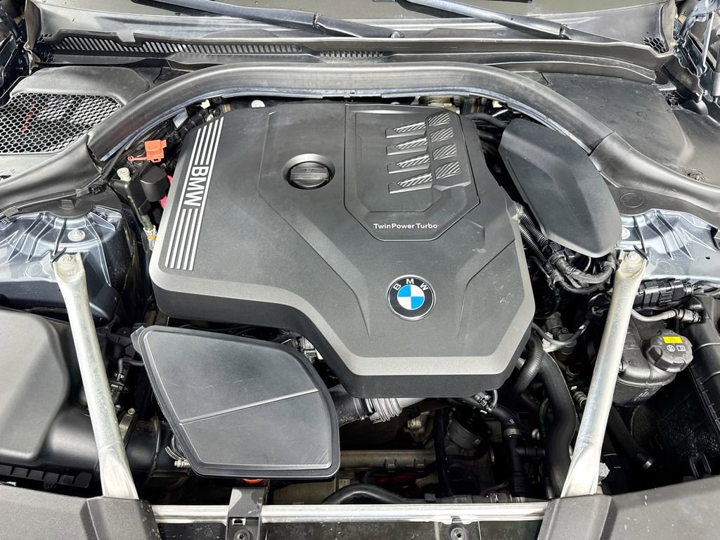 Used 2020 BMW 530i xDrive w/ Convenience Package AWD/4WD image 38