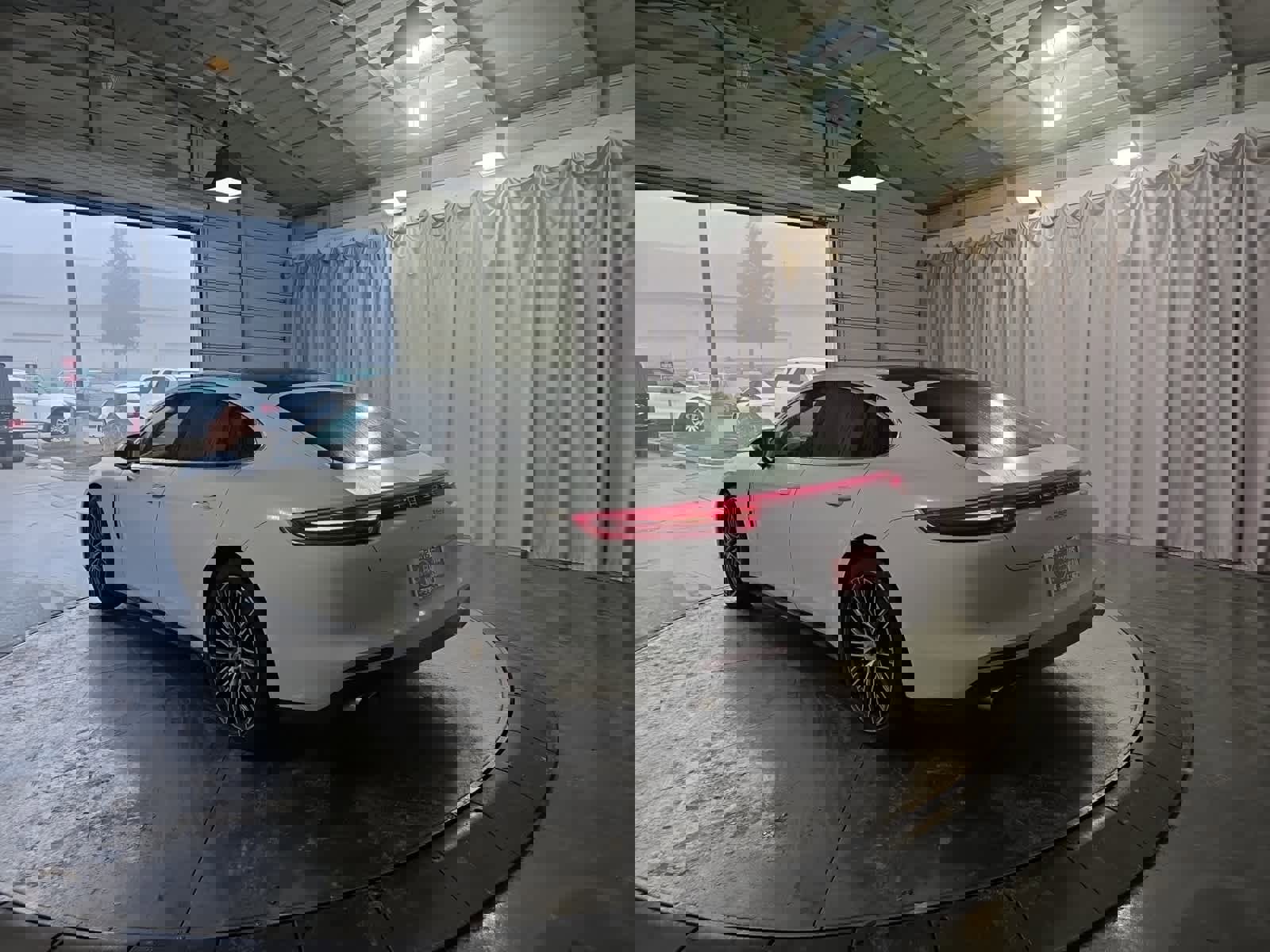 Used 2017 Porsche Panamera Turbo image 4