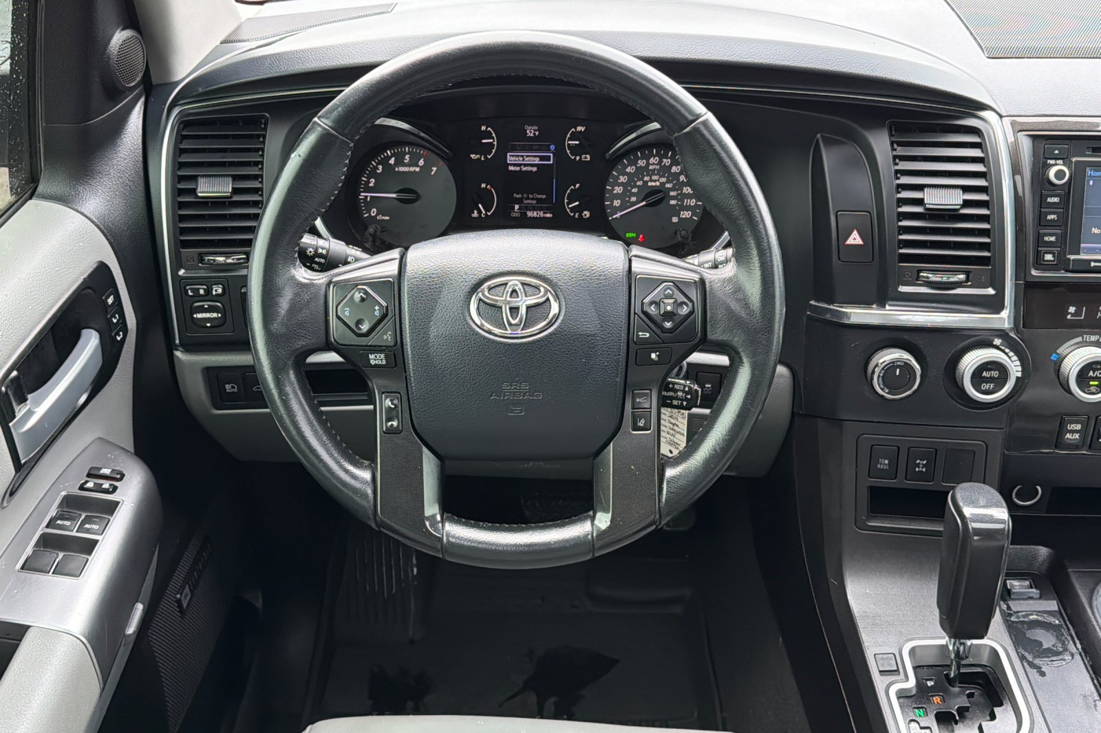 Used 2019 Toyota Sequoia Limited w/ Safety & Convenience Package AWD/4WD image 15