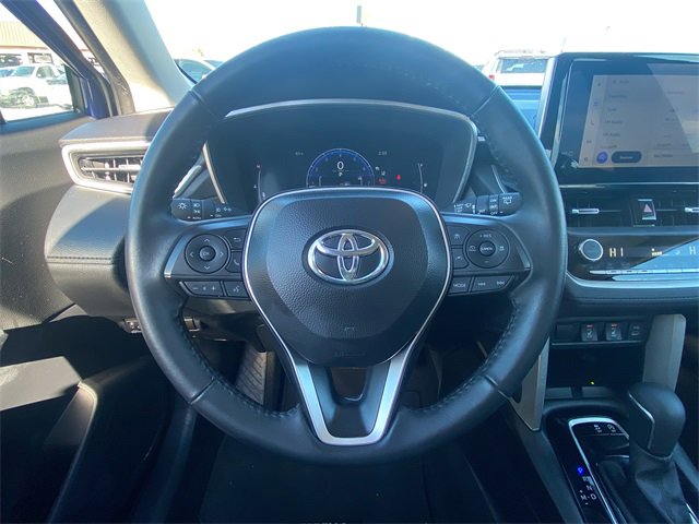 Used 2024 Toyota Corolla Cross XLE image 21