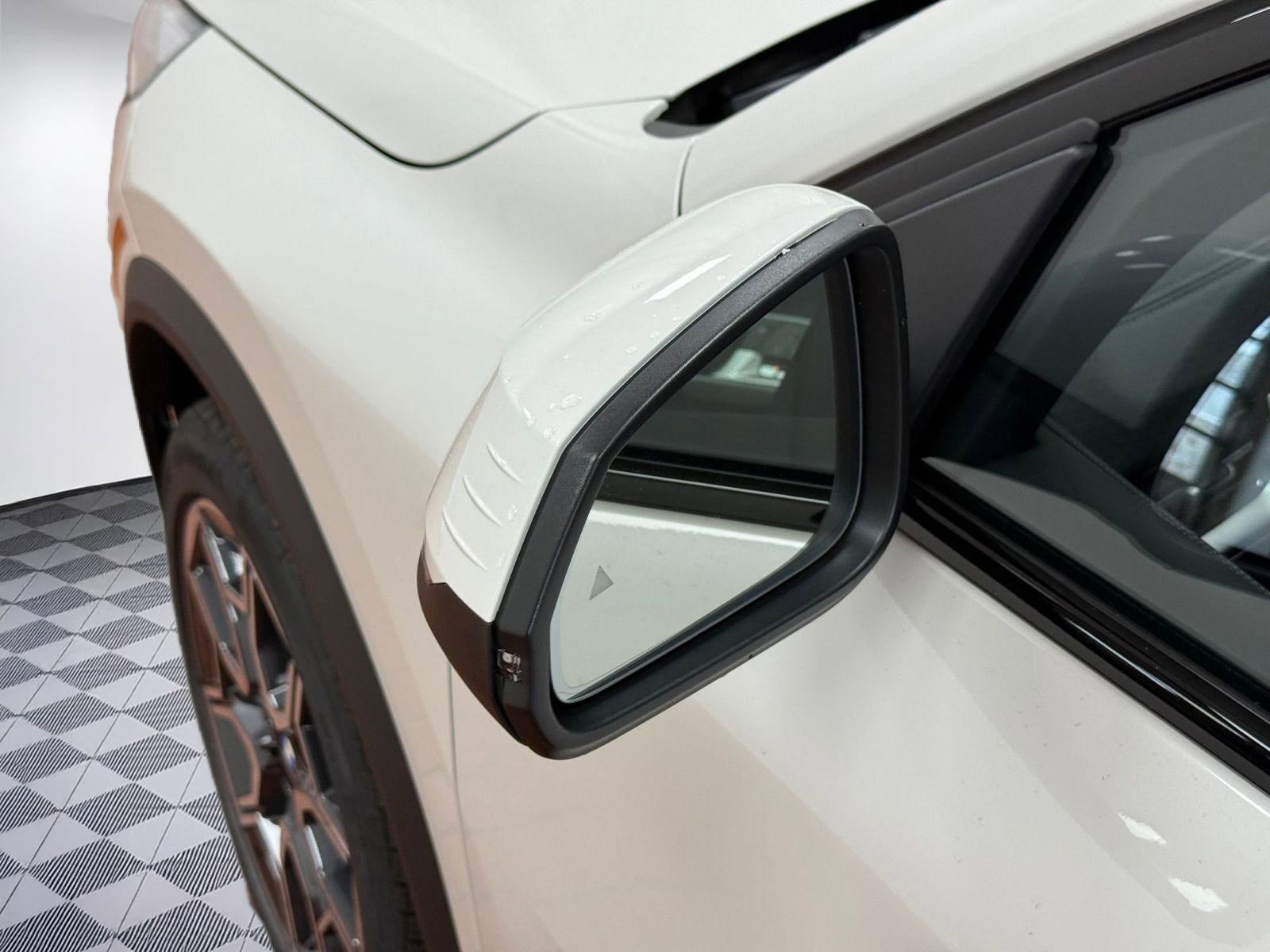 New 2026 BMW X2 xDrive28i image 22