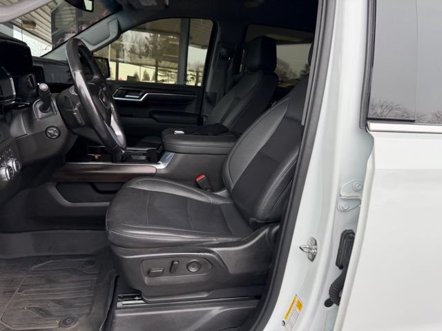 Used 2022 GMC Sierra 1500 SLT w/ SLT Premium Plus Package AWD/4WD image 12