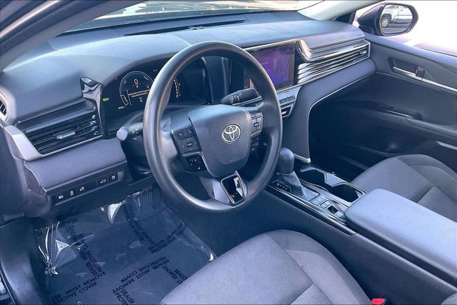 Used 2025 Toyota Camry LE FWD image 14