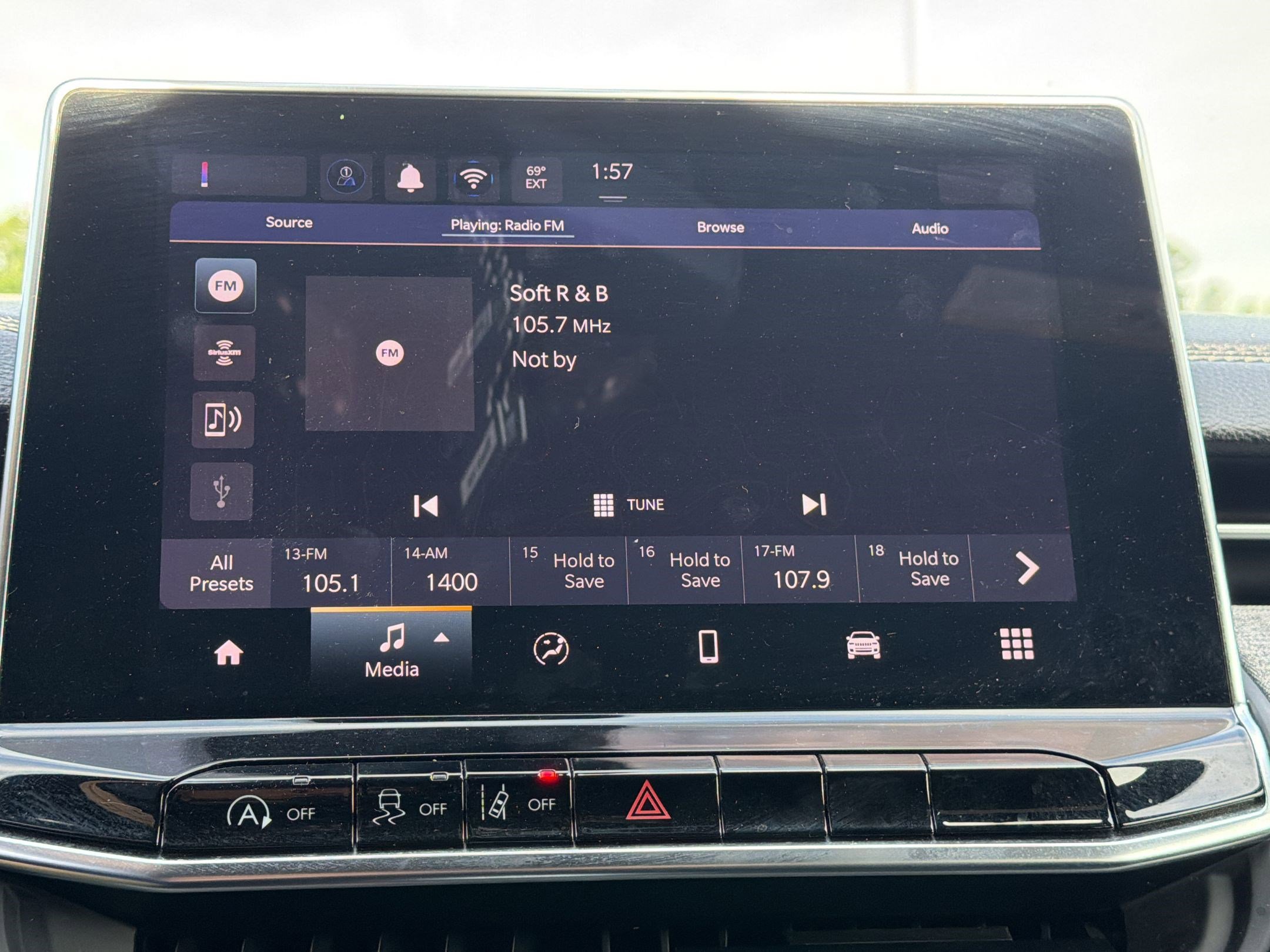 Used 2024 Jeep Compass Latitude image 21