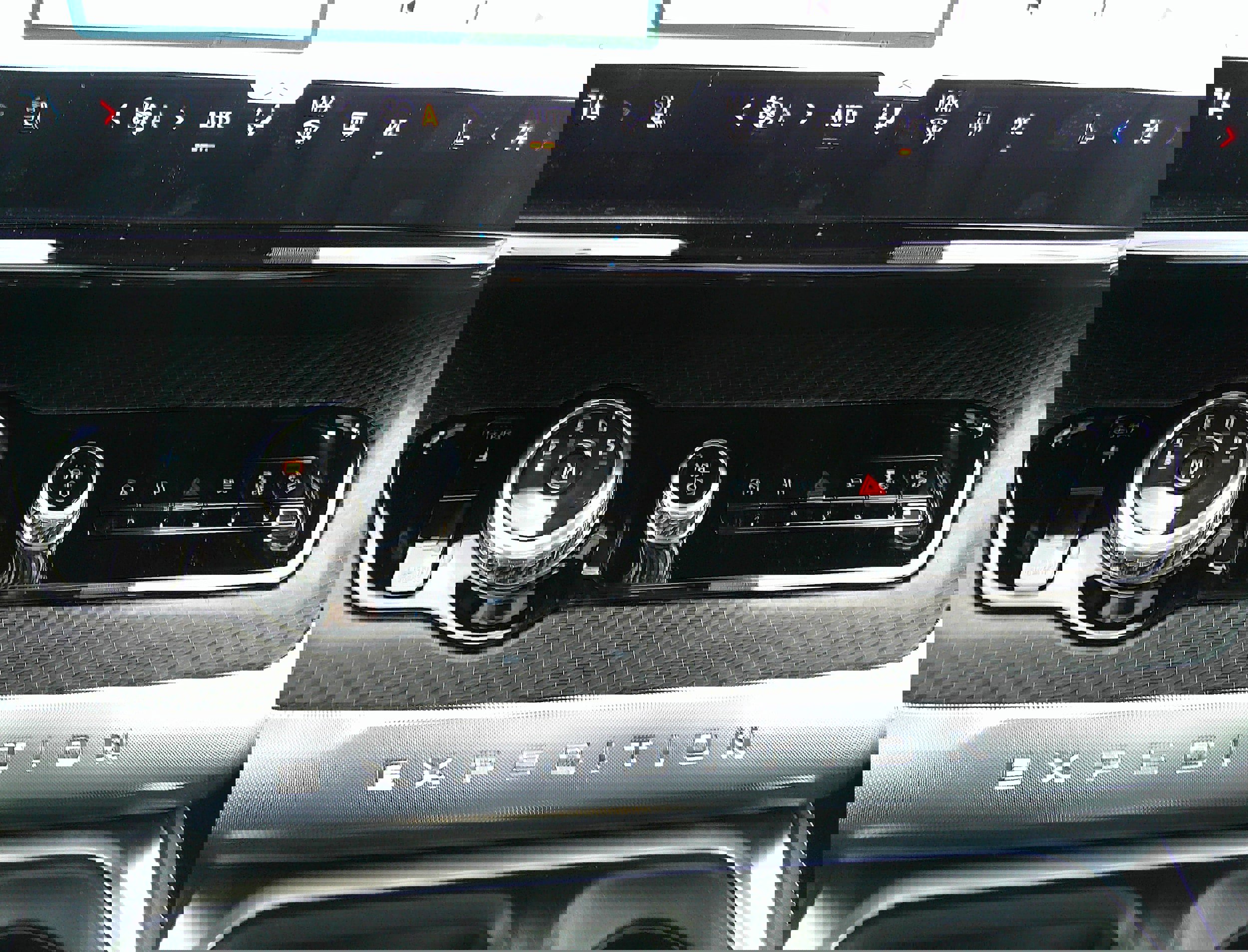 New 2025 Ford Expedition Max Platinum image 14