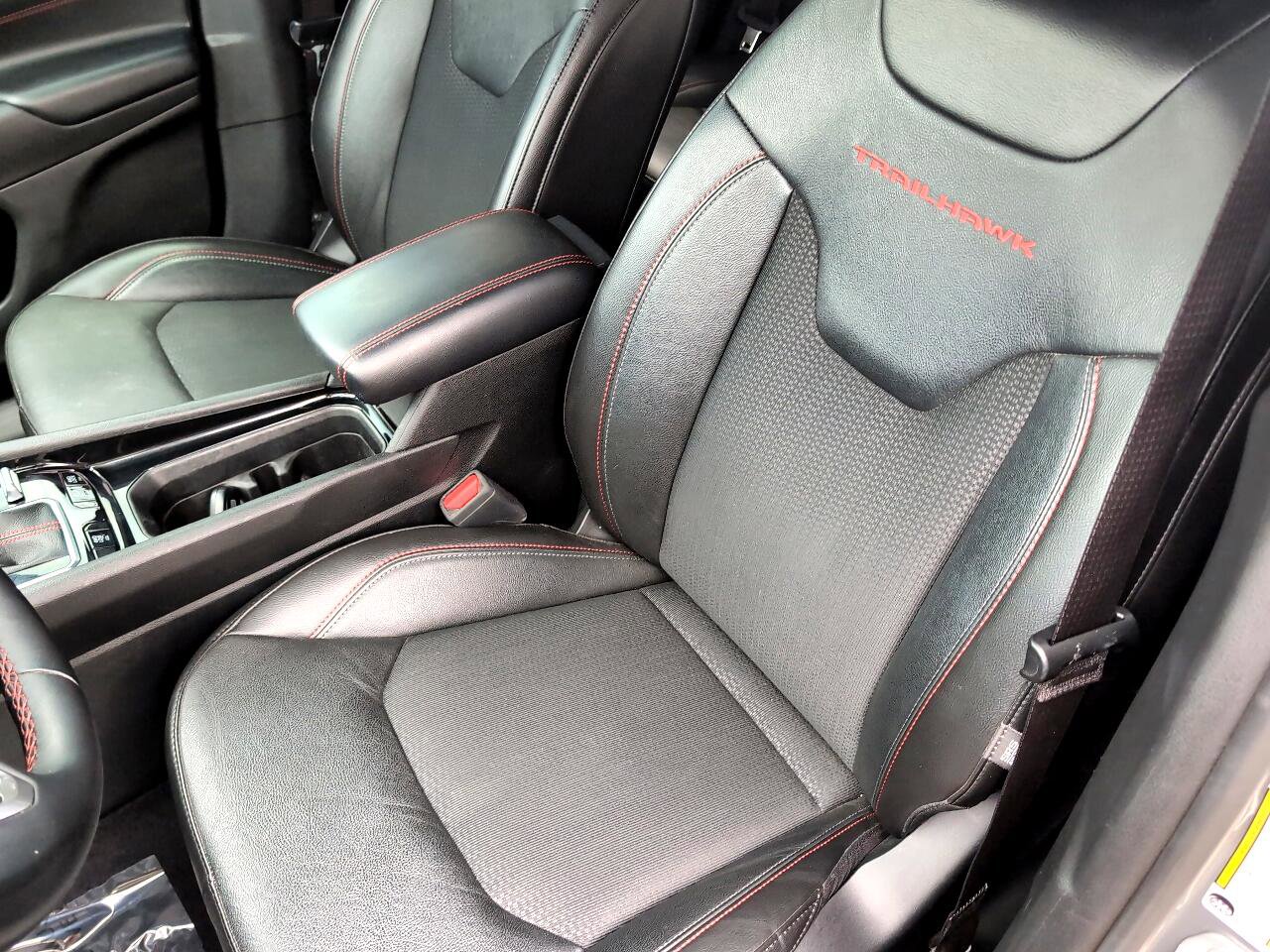 Used 2022 Jeep Compass Trailhawk w/ Trailhawk Convenience Group image 20