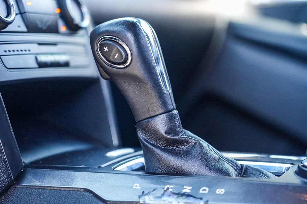 Used 2019 Ford Explorer XLT AWD/4WD image 22