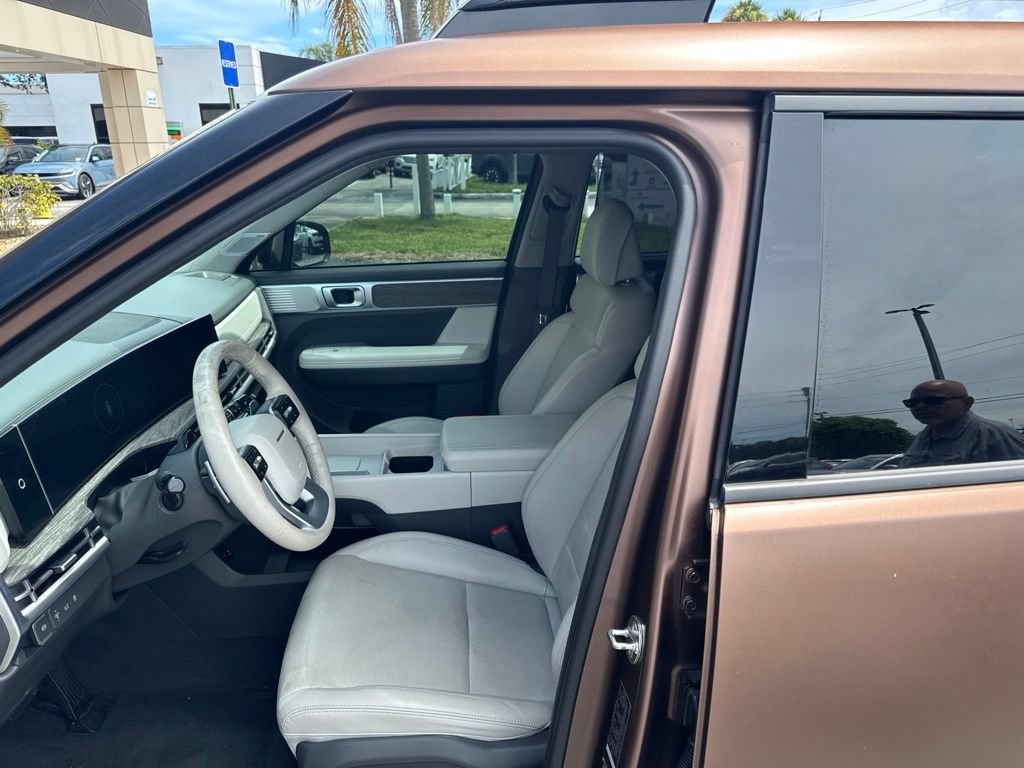Used 2024 Hyundai Santa Fe Limited FWD image 30