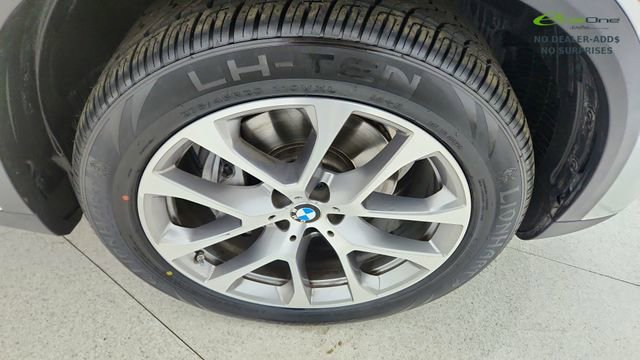 Used 2025 BMW X5 xDrive40i AWD/4WD image 57