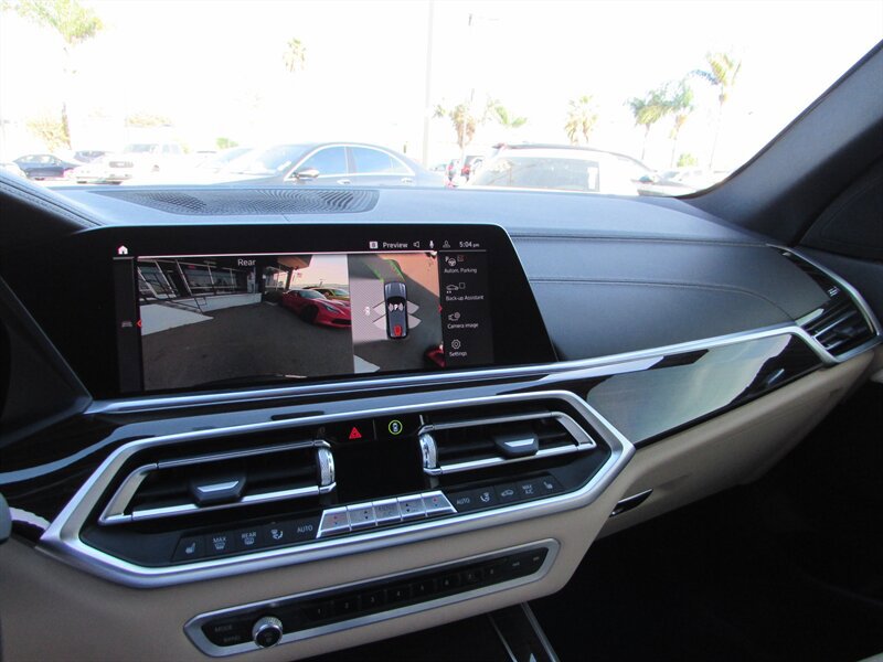 Used 2020 BMW X5 xDrive40i w/ Premium Package AWD/4WD image 14