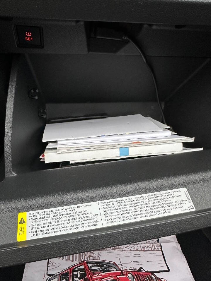 Used 2014 Volkswagen Beetle 1.8T image 31