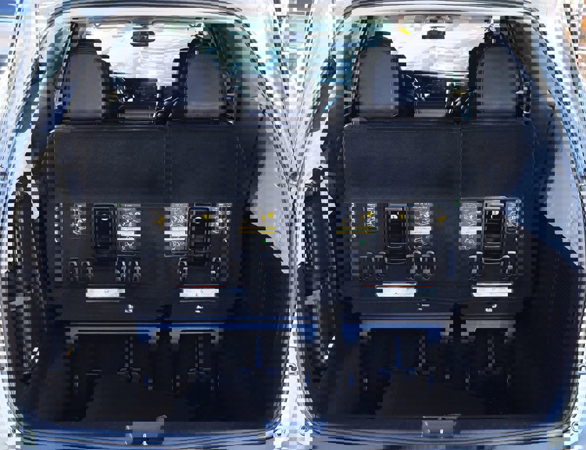 Used 2017 Toyota Sienna SE Premium image 24