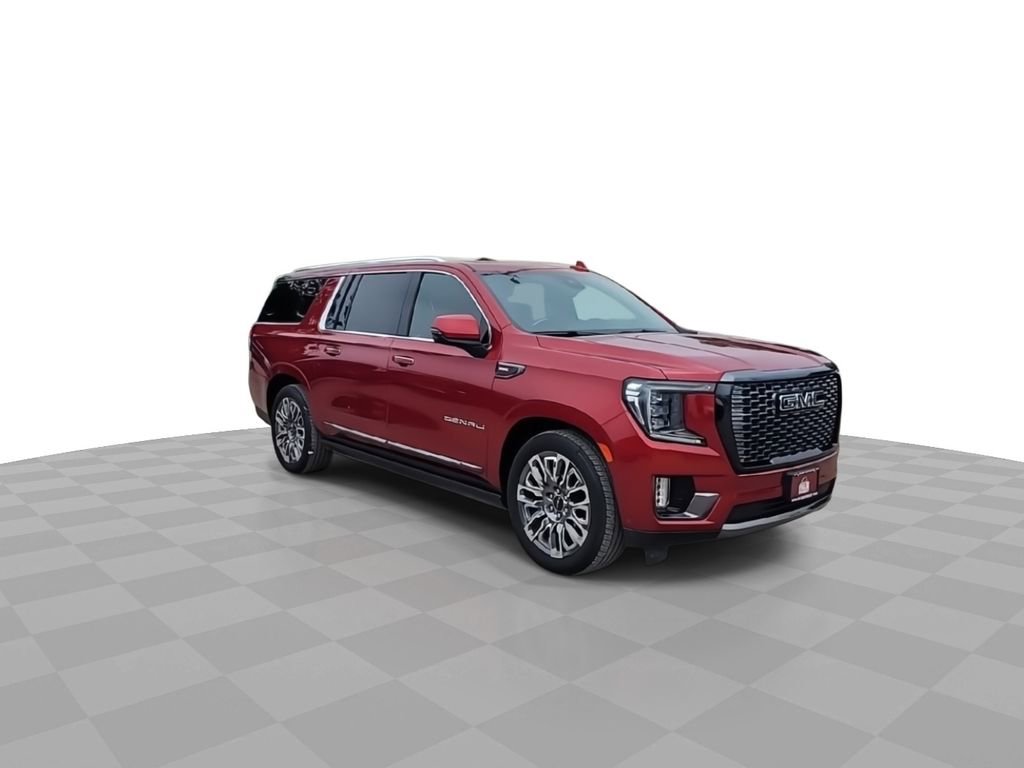 Used 2023 GMC Yukon XL Denali Ultimate w/ LPO, Floor Liner Package AWD/4WD image 2