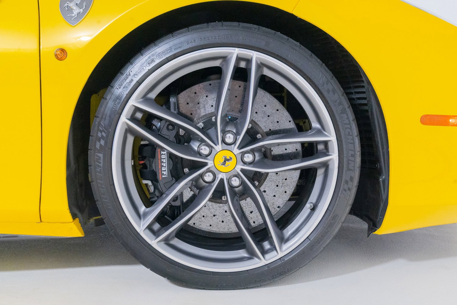 Used 2017 Ferrari 488 Spider RWD image 24