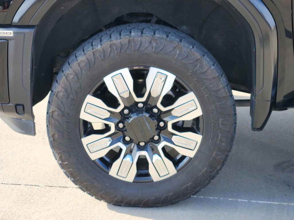 Used 2024 GMC Sierra 2500 Denali image 17