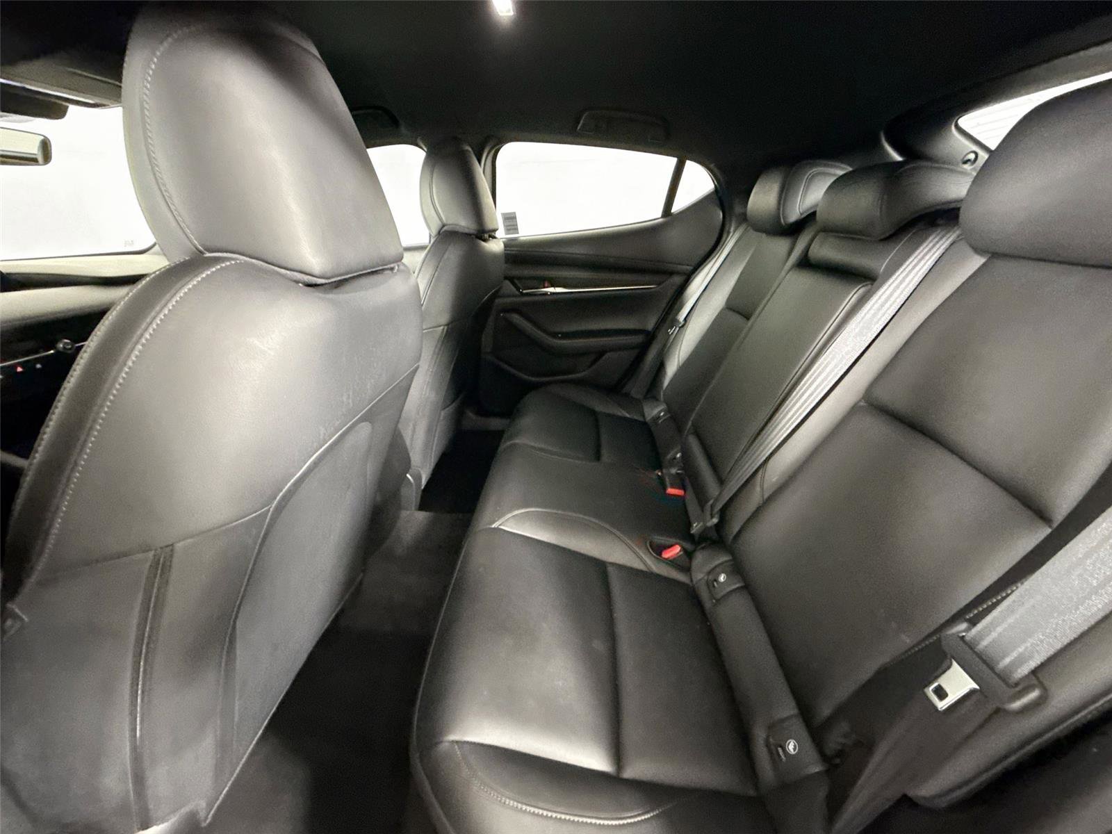 Used 2019 MAZDA MAZDA3 Hatchback image 29