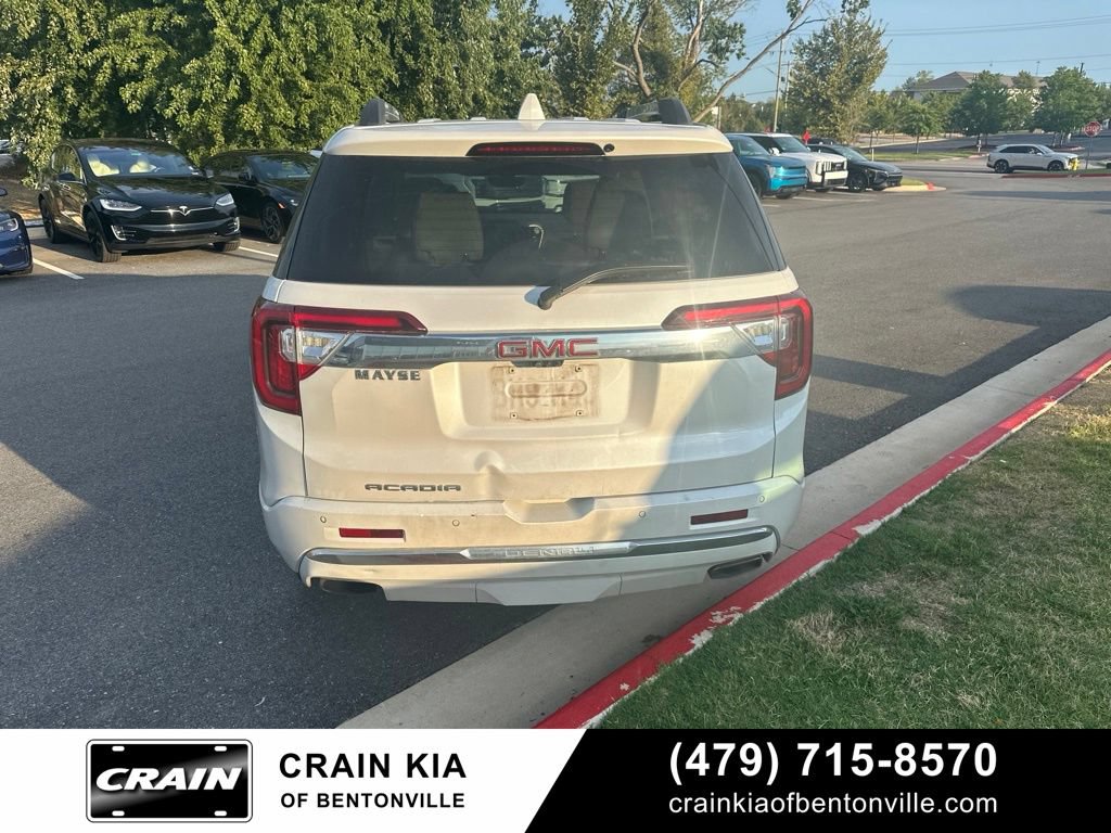 Used 2021 GMC Acadia Denali w/ Denali Technology Package FWD image 9