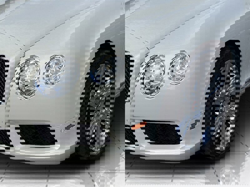 Used 2015 Bentley Continental GT image 11