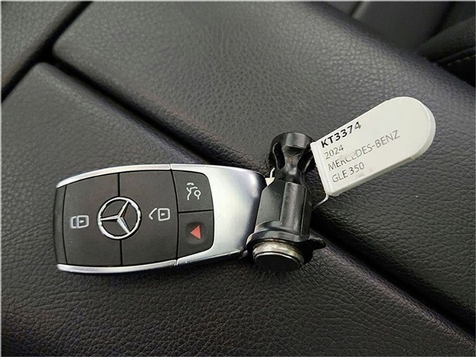 Used 2024 Mercedes-Benz GLE 350 4MATIC image 37