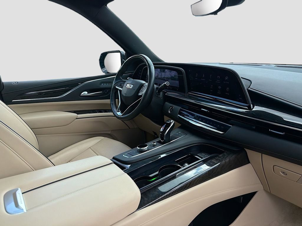 Certified 2024 Cadillac Escalade Premium Luxury image 31