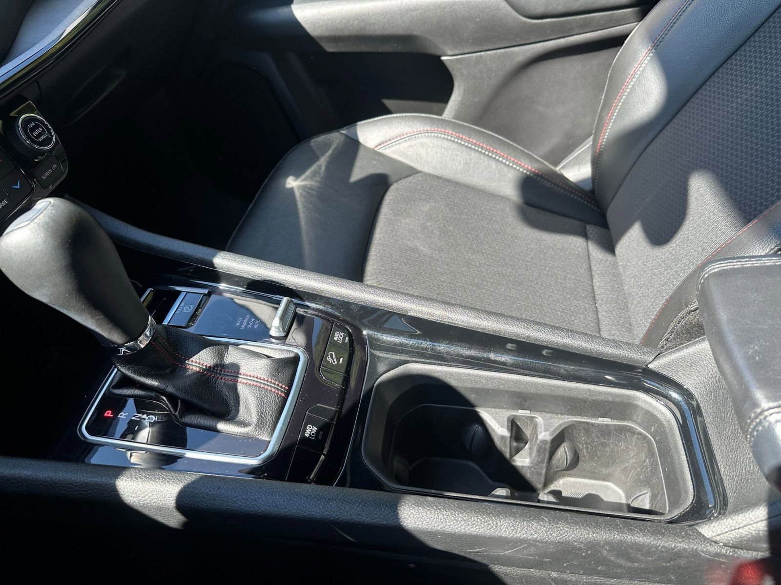 Used 2025 Jeep Compass Trailhawk w/ Trailer Tow Group image 41