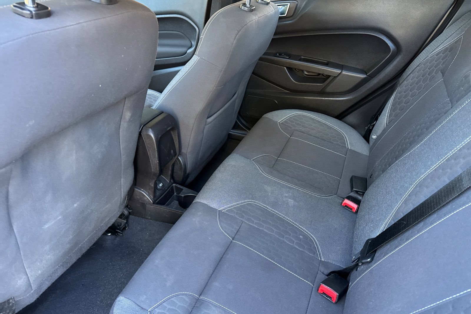 Used 2014 Ford Fiesta SE w/ Equipment Group 201B FWD image 12