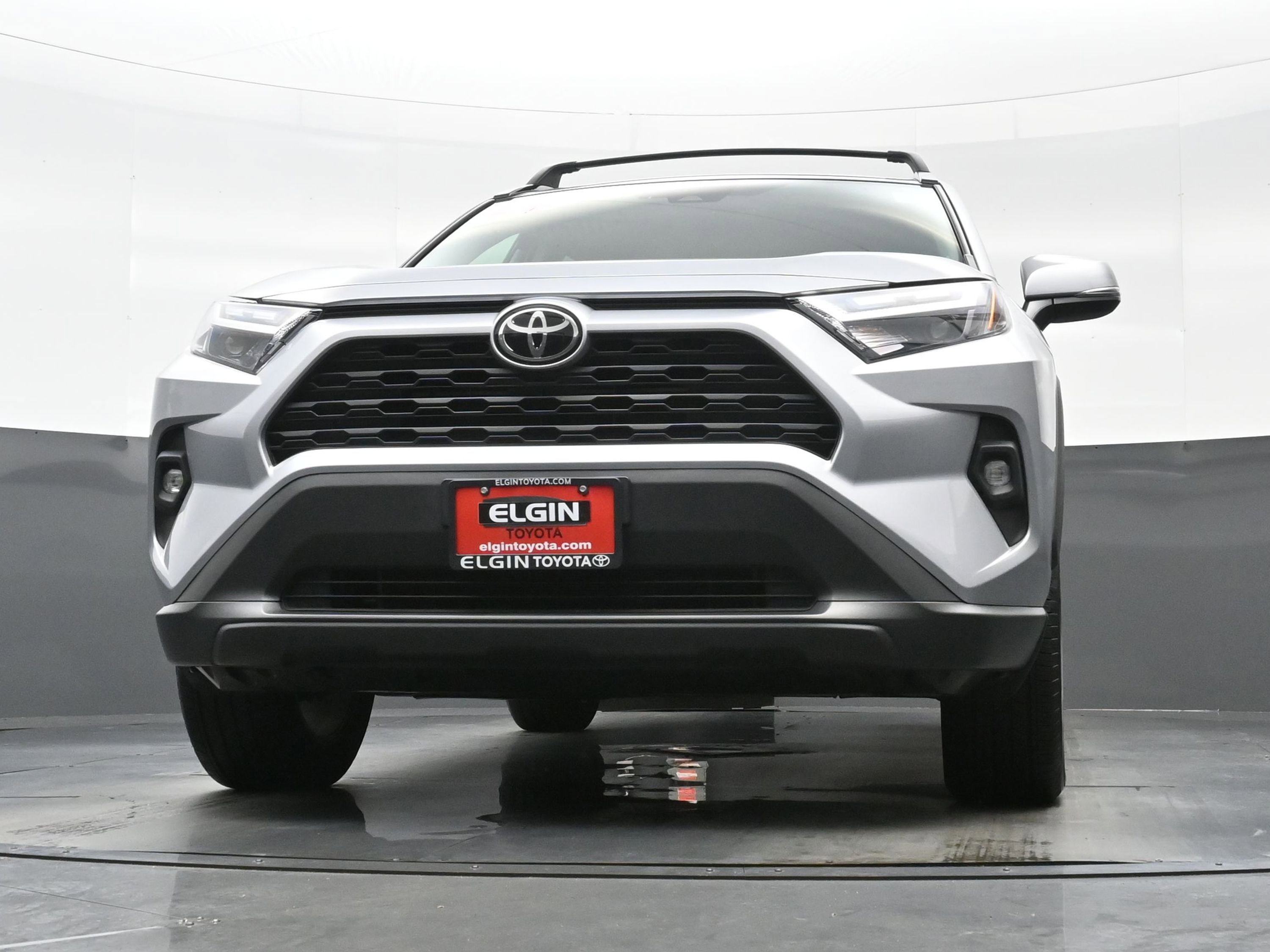 Used 2025 Toyota RAV4 XLE Premium w/ Weather Package AWD/4WD image 28