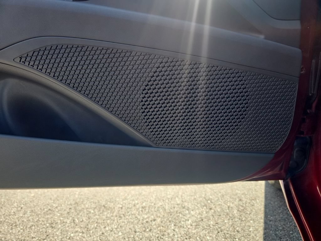 Certified 2025 Hyundai Elantra SEL FWD image 13