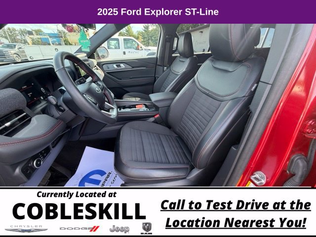 Used 2025 Ford Explorer ST-Line AWD/4WD image 15