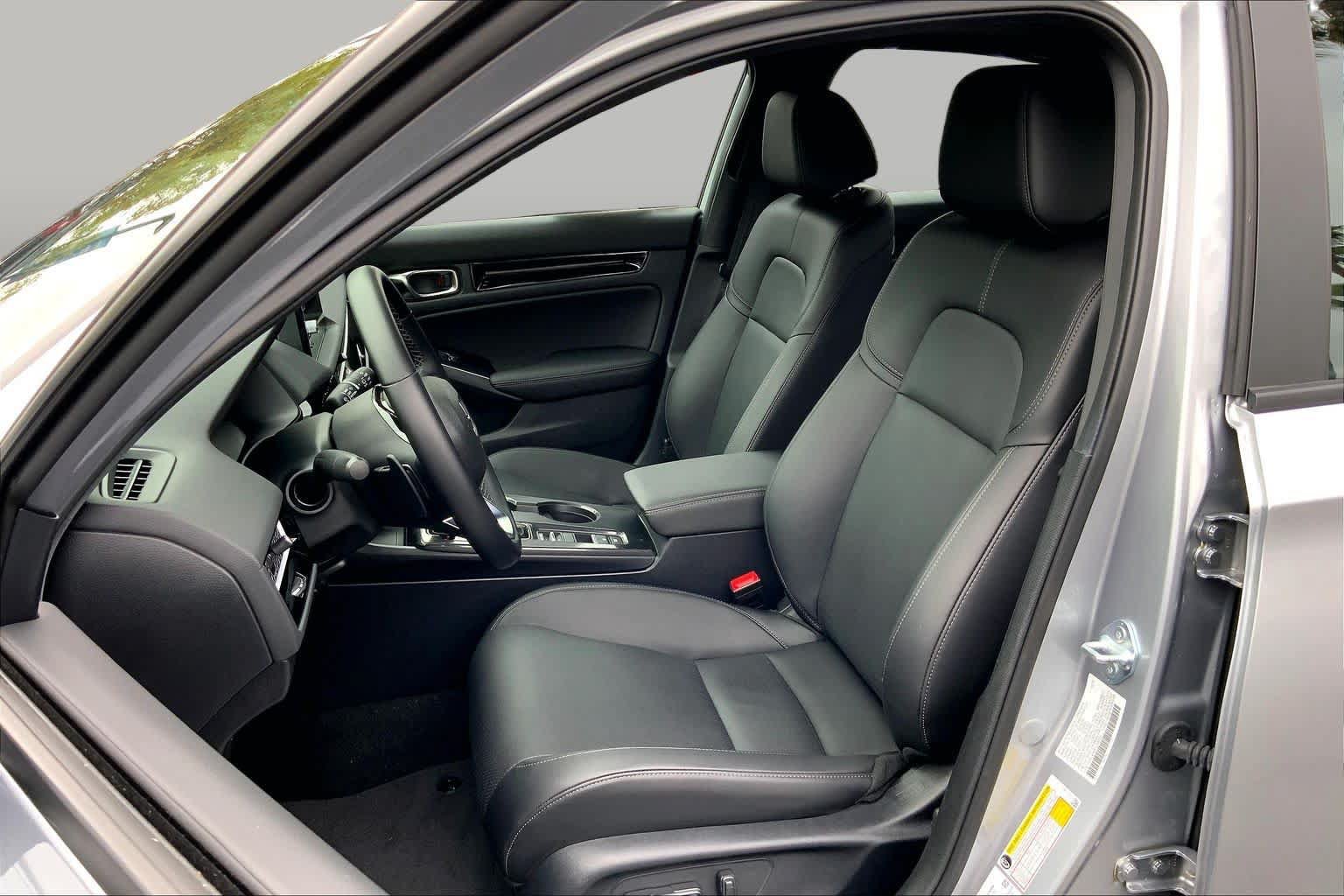Used 2025 Honda Civic Sport Touring image 7