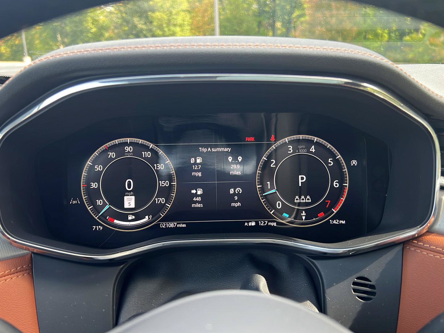Certified 2026 Jaguar F-PACE R-Dynamic S AWD/4WD image 14