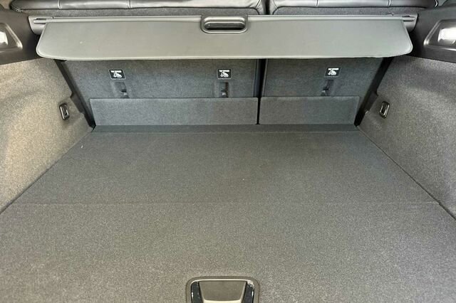 New 2026 Cadillac Lyriq V w/ Exterior Carbon Fiber Package image 15