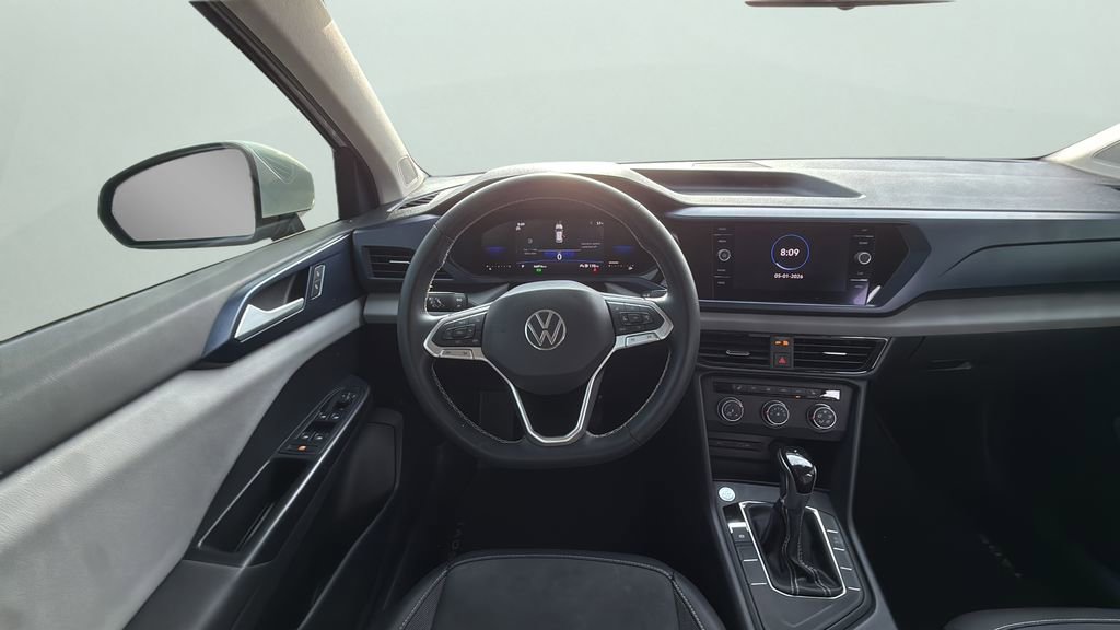Used 2022 Volkswagen Taos SE FWD image 18