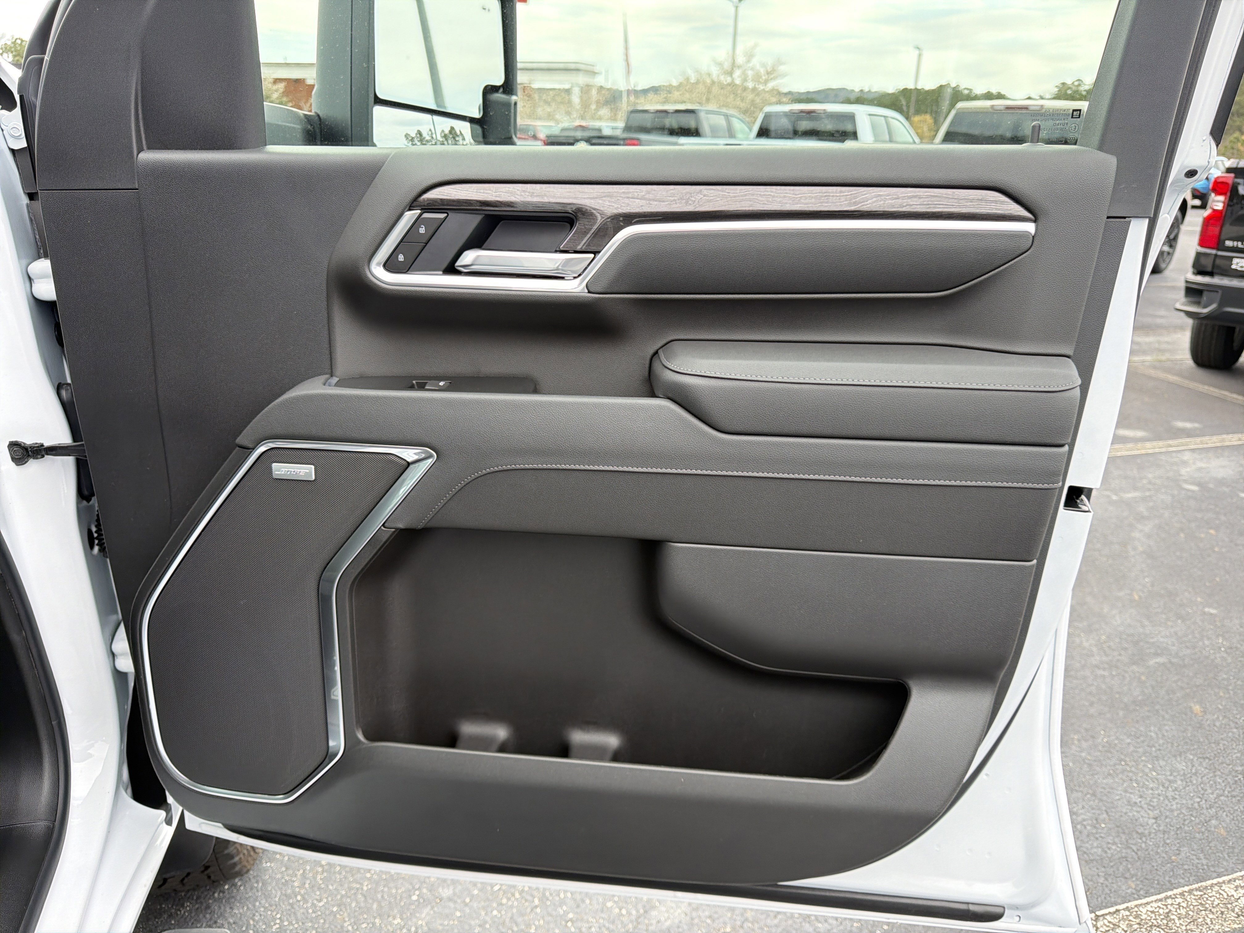 New 2026 Chevrolet Silverado 2500 LTZ w/ LTZ Convenience Package image 14