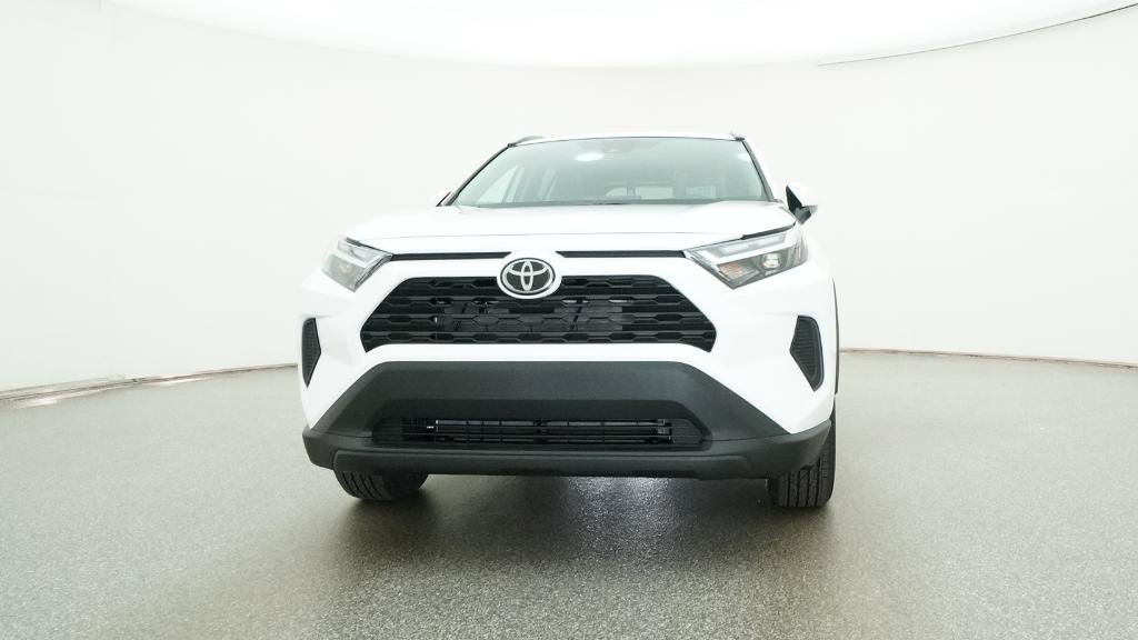 New 2025 Toyota RAV4 XLE w/ Convenience Package AWD/4WD image 18