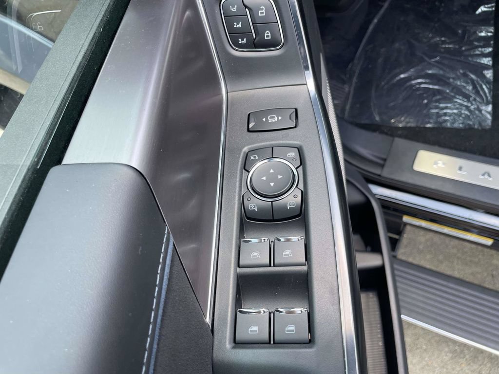 New 2026 Ford F450 Platinum AWD/4WD image 16