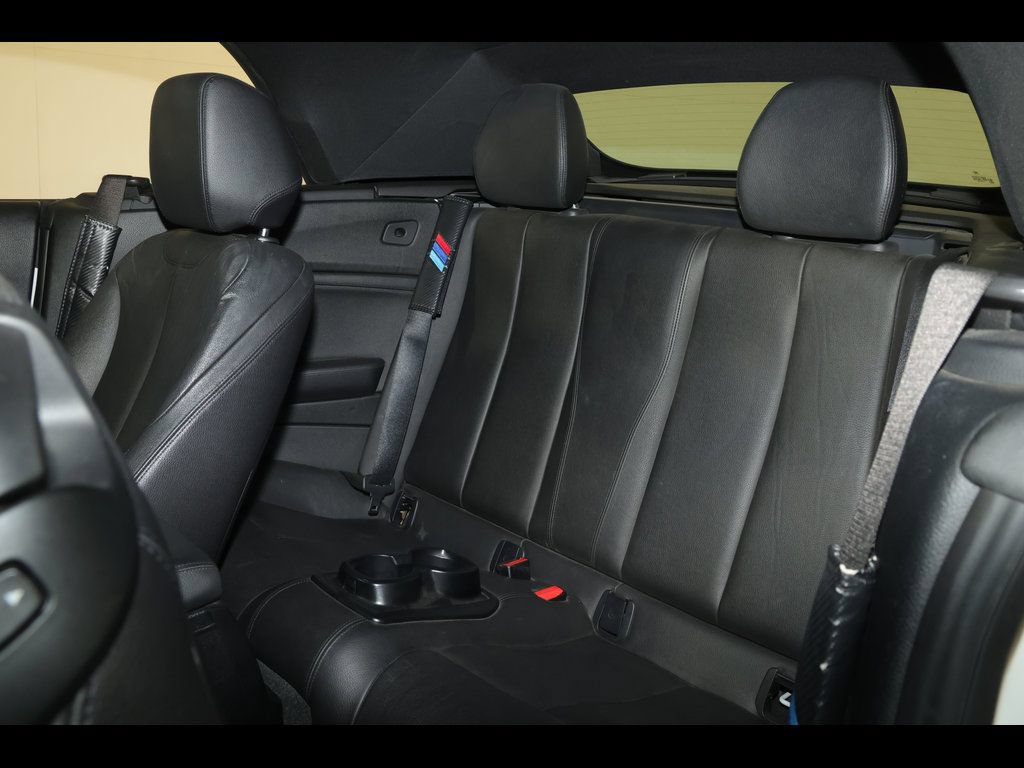 Used 2016 BMW M235i Convertible RWD image 29